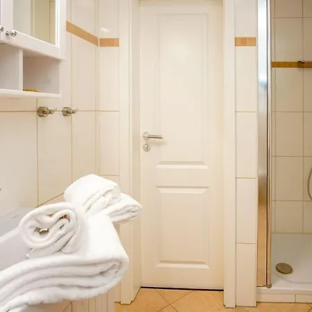 Strandhotel-heiligenhafen-wohnung-322-gode-tied-typ-ii 3* هايليغنهافن